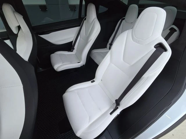 2019 Tesla Model X - Image 18 of 21