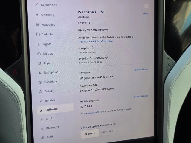 2019 Tesla Model X - Image 13 of 21