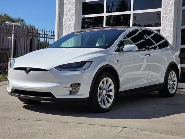2019 Tesla Model X - Image 4 of 21
