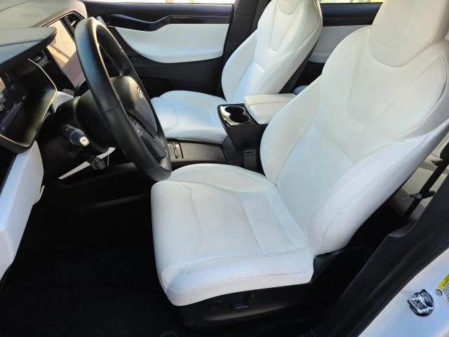2019 Tesla Model X - Image 8 of 21