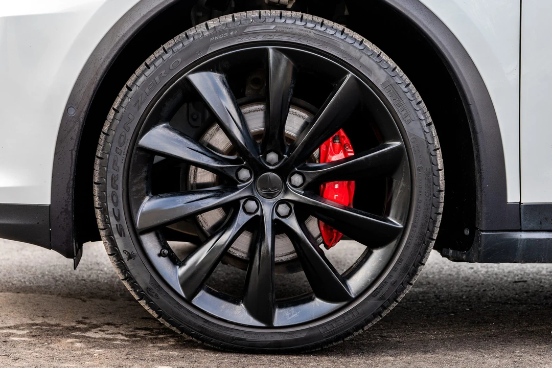 2019 Tesla Model X - Image 28 of 31