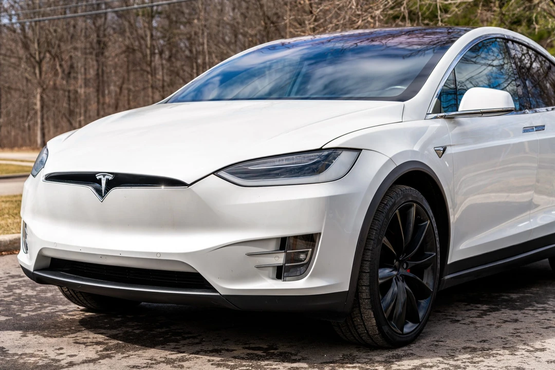 2019 Tesla Model X - Image 11 of 31
