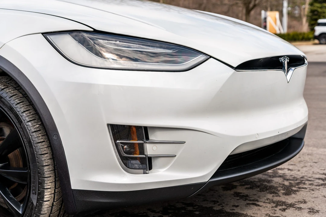 2019 Tesla Model X - Image 24 of 31