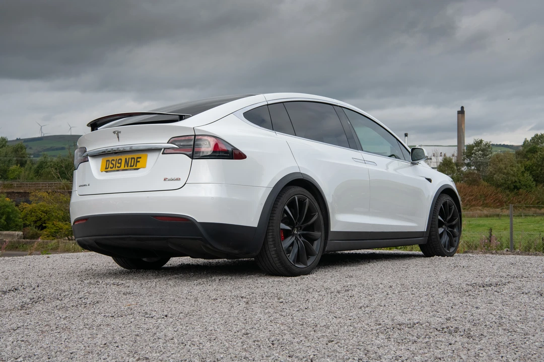 2019 Tesla Model X - Image 6 of 31