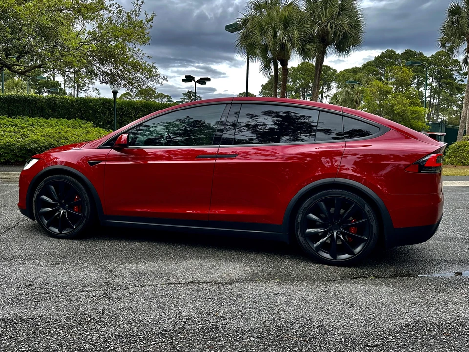 2019 Tesla Model X - Image 13 of 31