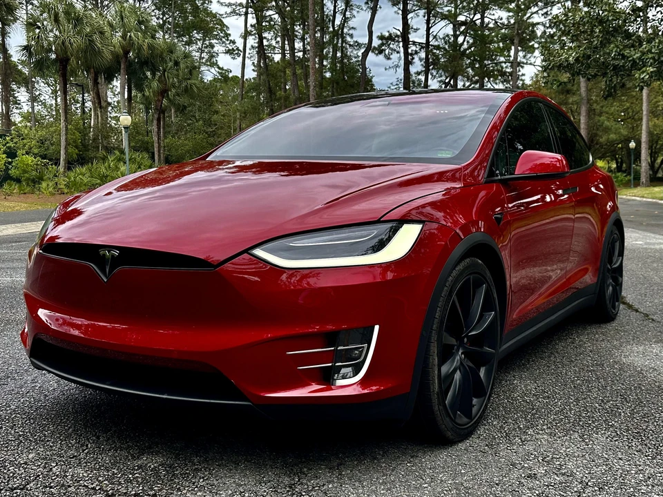 2019 Tesla Model X - Image 7 of 31