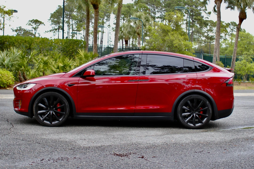 2019 Tesla Model X - Image 12 of 31