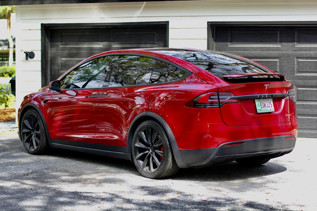2019 Tesla Model X - Image 16 of 31