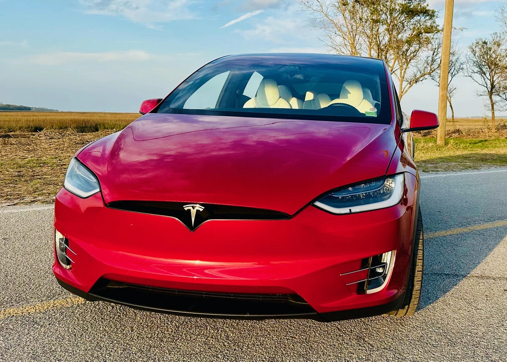 2019 Tesla Model X - Image 6 of 31