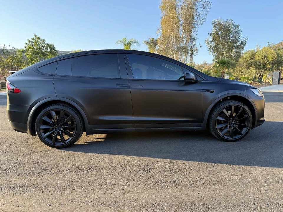 2019 Tesla Model X - Image 4 of 31