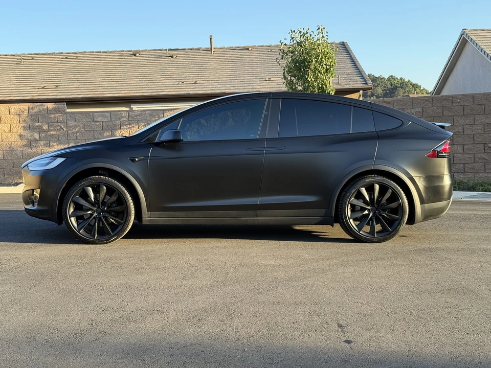 2019 Tesla Model X - Image 10 of 31