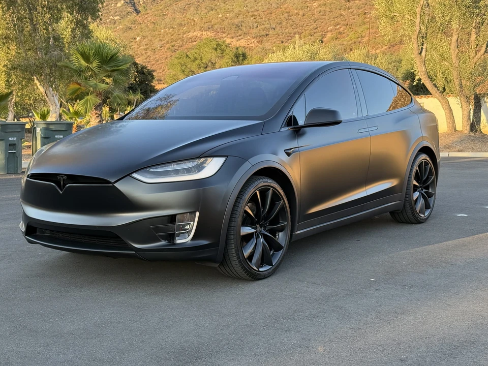 2019 Tesla Model X - Image 13 of 31
