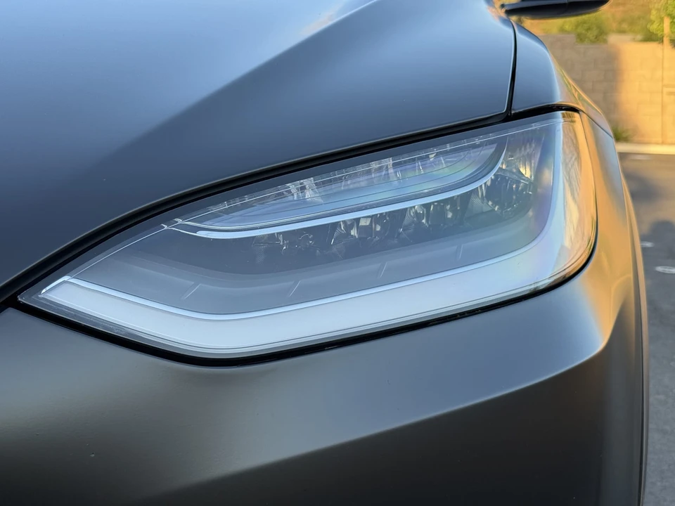 2019 Tesla Model X - Image 15 of 31