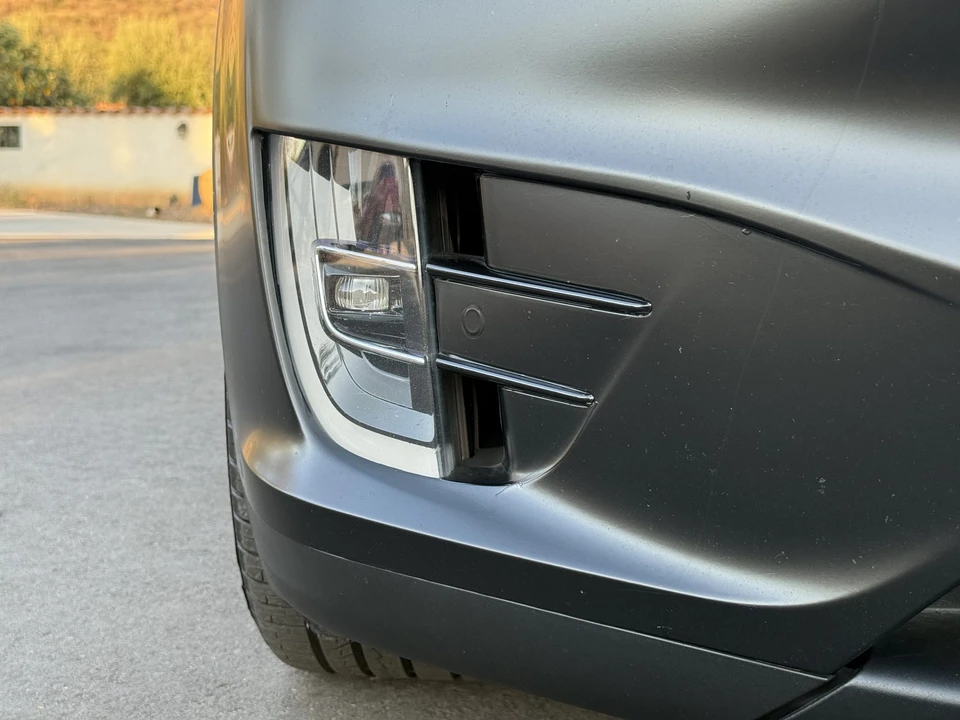 2019 Tesla Model X - Image 25 of 31