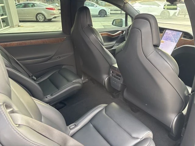 2019 Tesla Model X - Image 18 of 19
