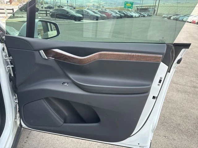 2019 Tesla Model X - Image 19 of 19