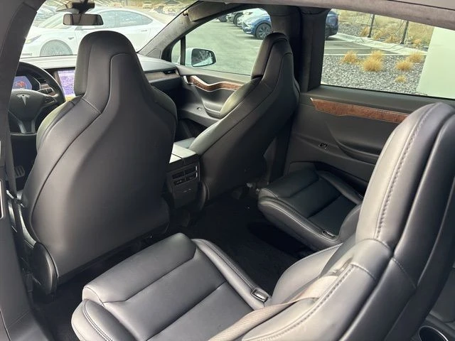 2019 Tesla Model X - Image 15 of 19