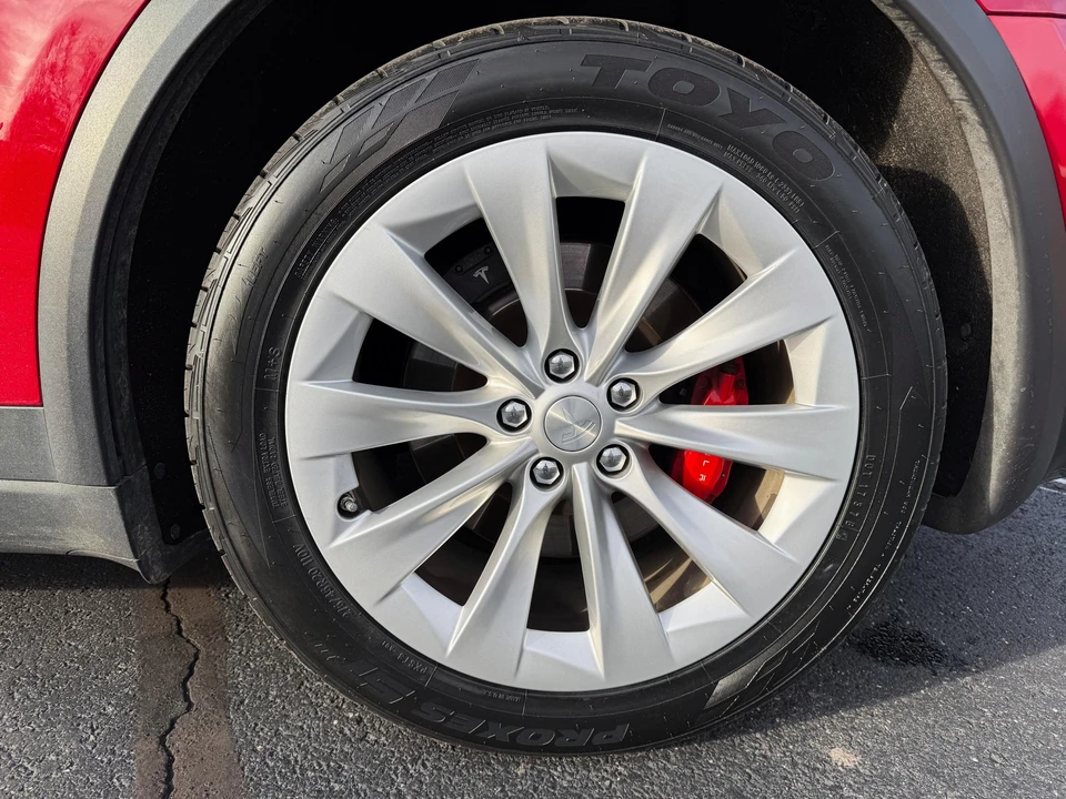 2019 Tesla Model X - Image 30 of 31