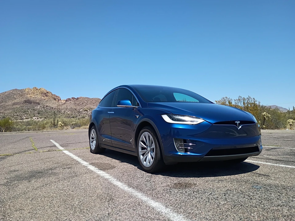 2019 Tesla Model X - Image 18 of 31