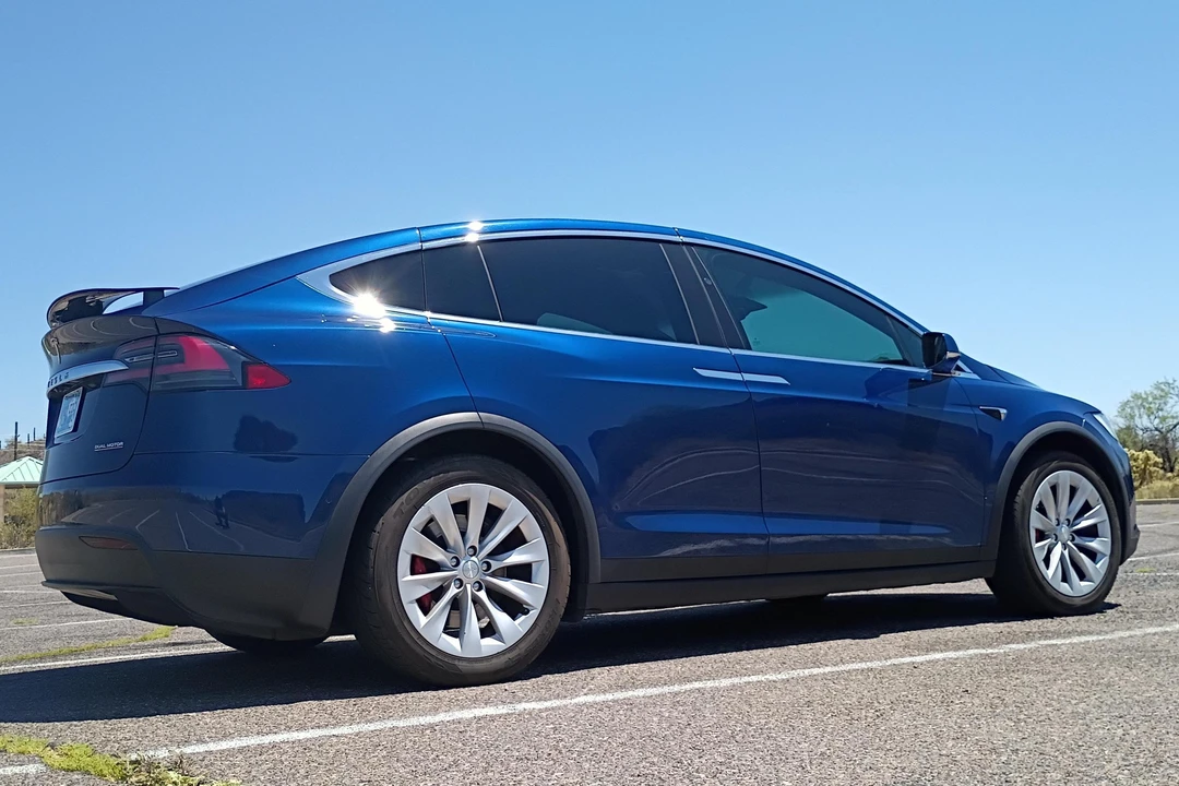 2019 Tesla Model X - Image 4 of 31