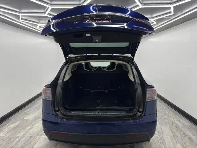 2019 Tesla Model X - Image 6 of 12