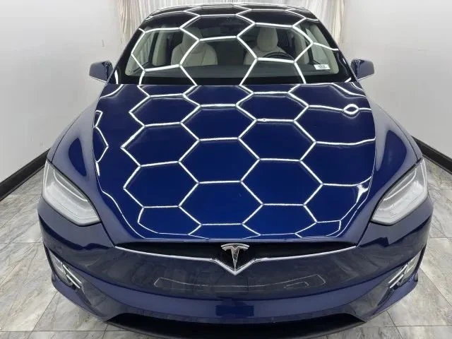 2019 Tesla Model X - Image 2 of 12