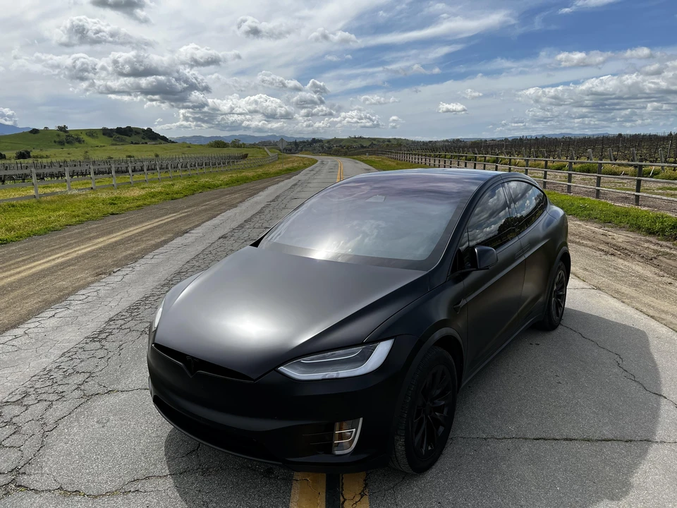 2019 Tesla Model X - Image 11 of 24