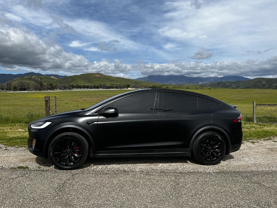 2019 Tesla Model X - Image 17 of 24