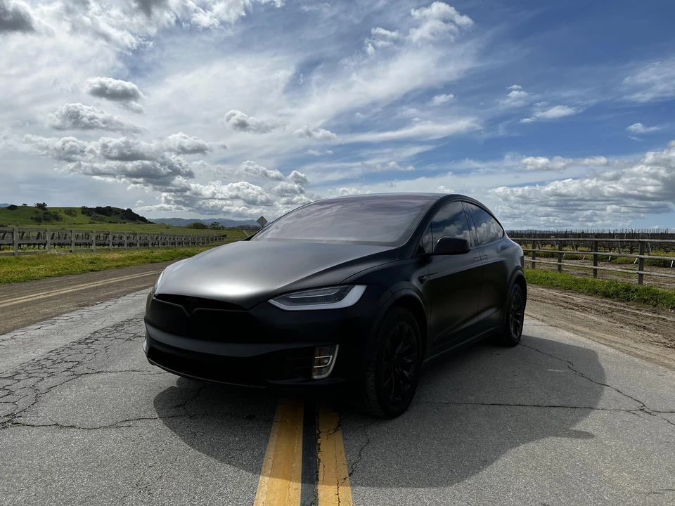 2019 Tesla Model X - Image 10 of 24
