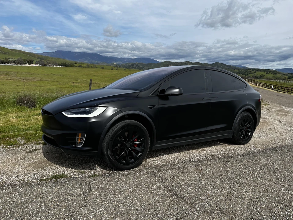 2019 Tesla Model X - Image 13 of 24