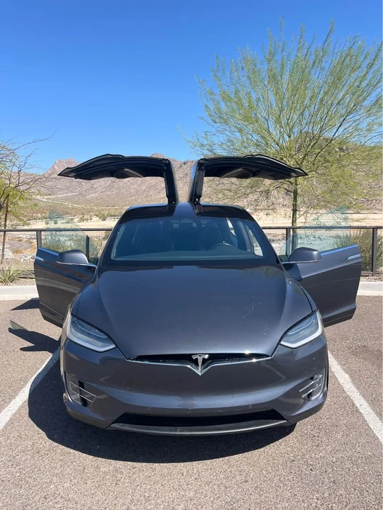 2019 Tesla Model X - Image 12 of 16