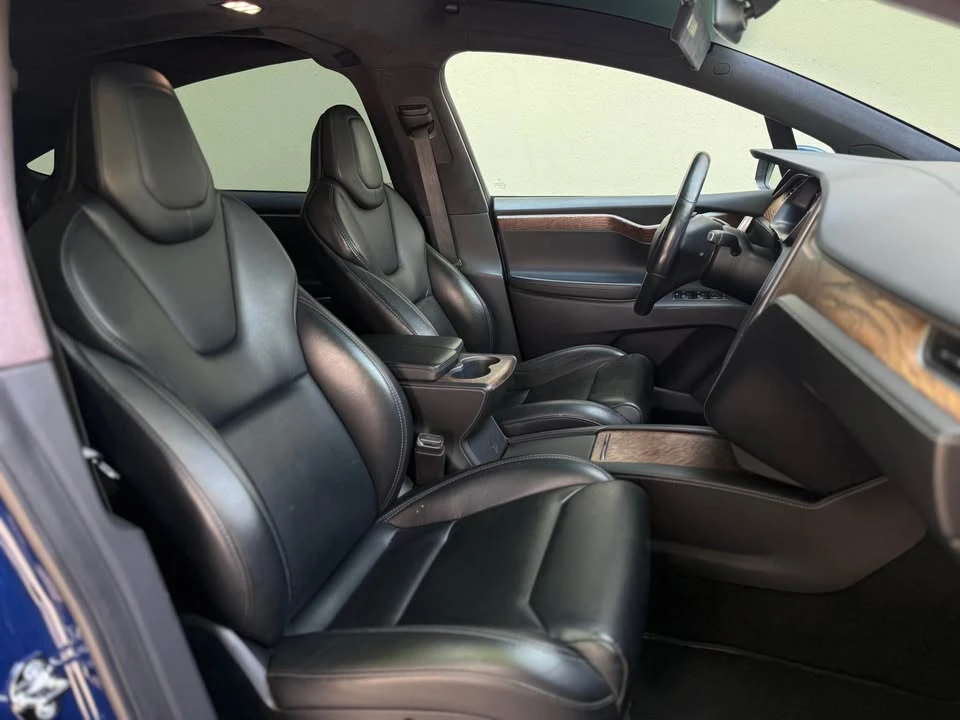 2019 Tesla Model X - Image 15 of 16
