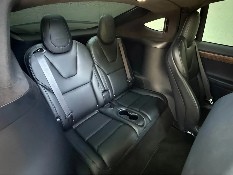 2019 Tesla Model X - Image 13 of 16