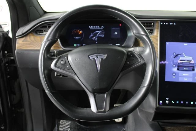 2019 Tesla Model X - Image 13 of 21