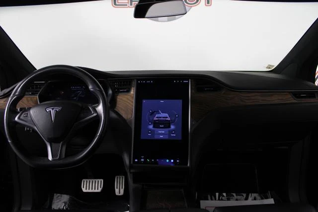 2019 Tesla Model X - Image 11 of 12