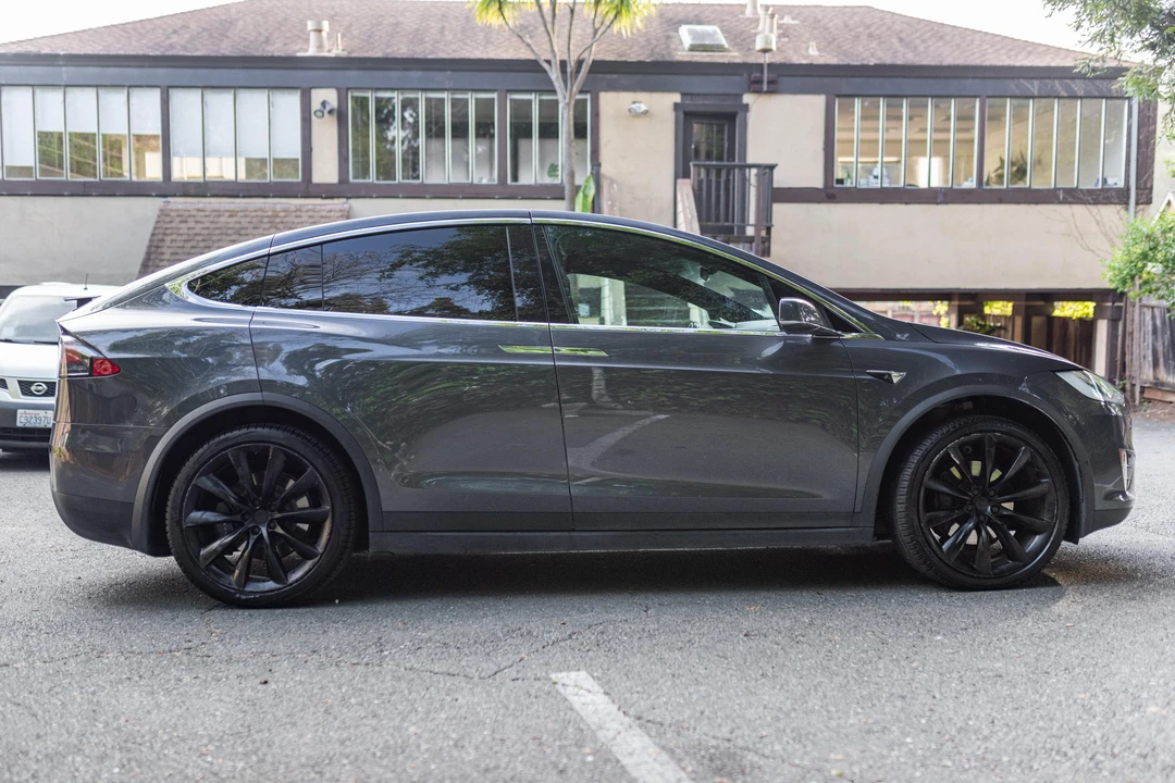 2019 Tesla Model X - Image 3 of 31