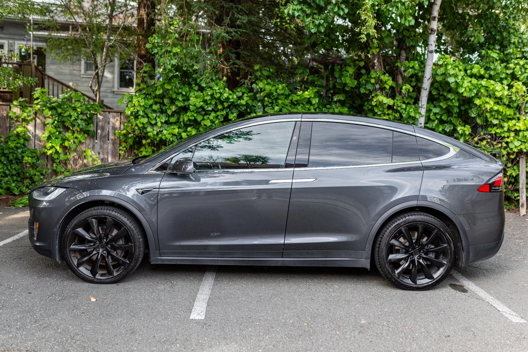 2019 Tesla Model X - Image 6 of 31