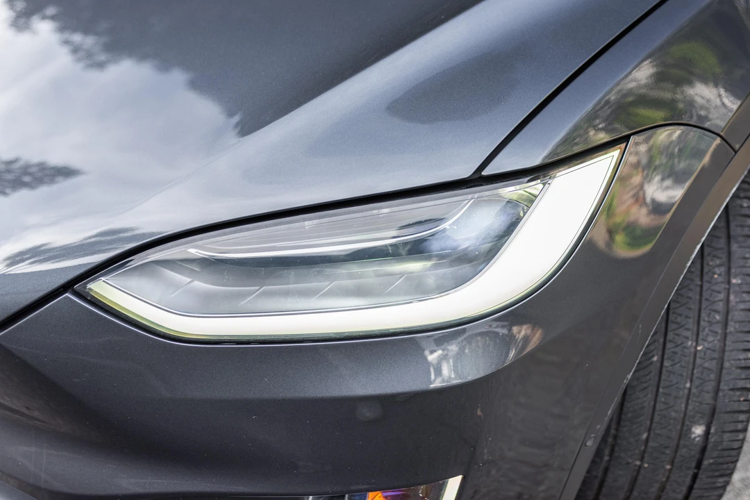 2019 Tesla Model X - Image 12 of 31