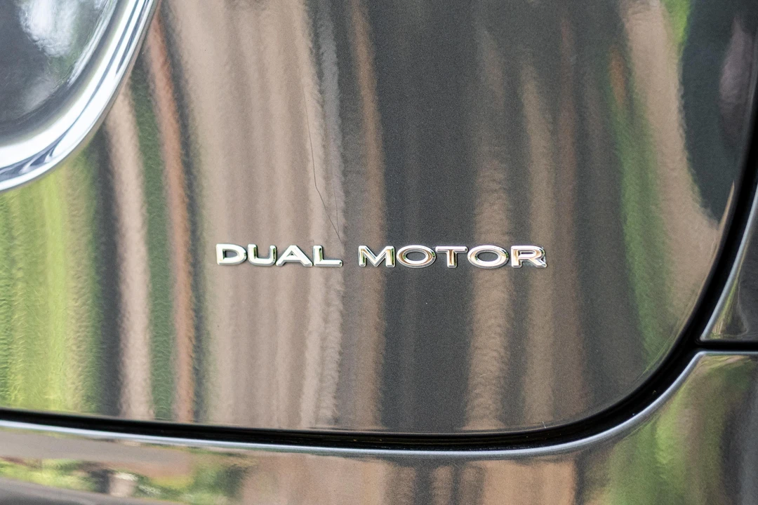 2019 Tesla Model X - Image 25 of 31