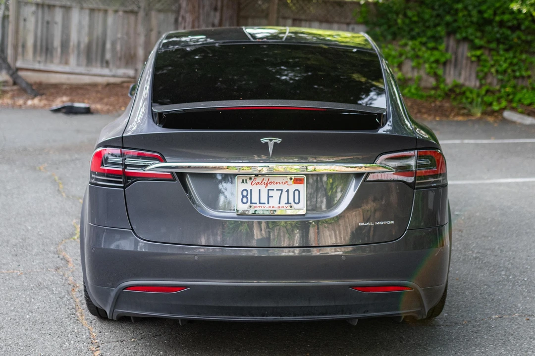 2019 Tesla Model X - Image 5 of 31