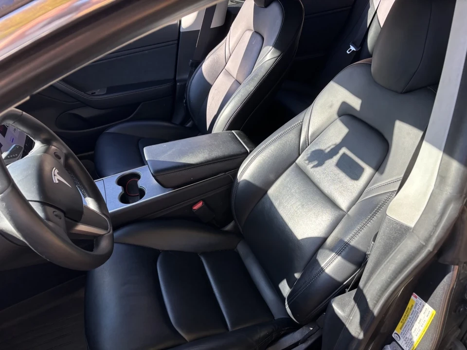 2019 Tesla - Image 4 of 12