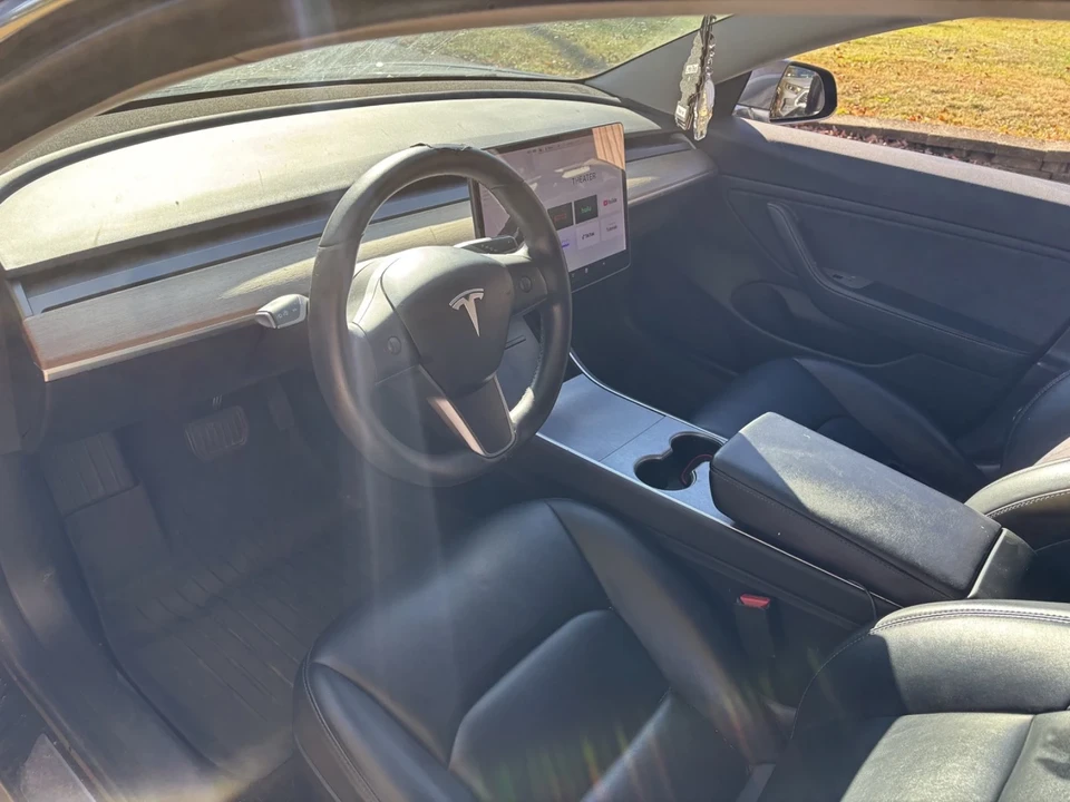 2019 Tesla - Image 5 of 12
