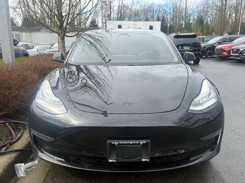 2019 Tesla Model 3 - Image 3 of 12
