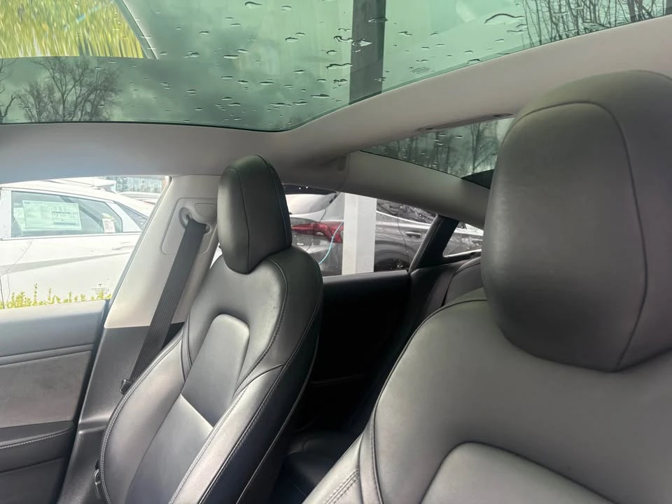 2019 Tesla Model 3 - Image 10 of 12