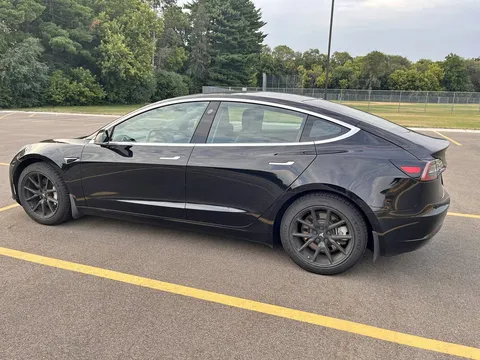2019 Tesla Model 3 Standard Range Plus