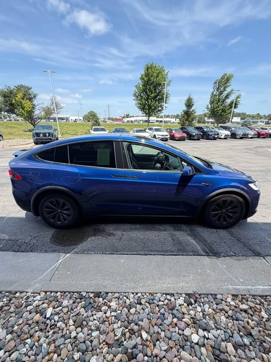 2019 Tesla Model X - Image 3 of 16