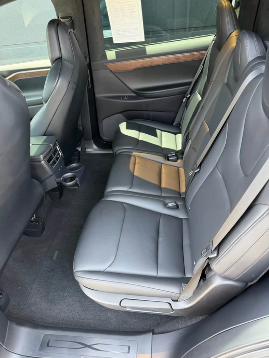 2019 Tesla Model X - Image 12 of 16