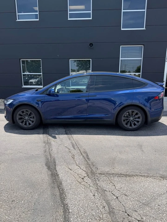 2019 Tesla Model X - Image 7 of 16