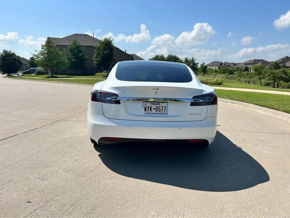 2019 Tesla Model S - Image 7 of 20