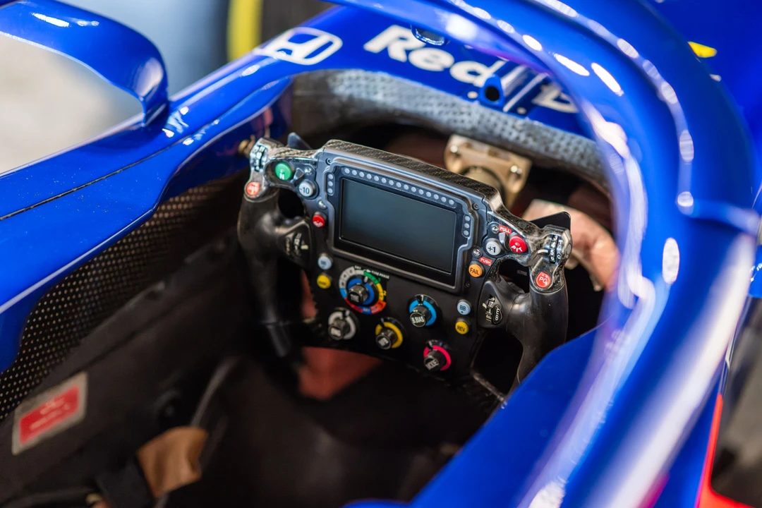 2019 Polestar 1 - Image 5 of 31